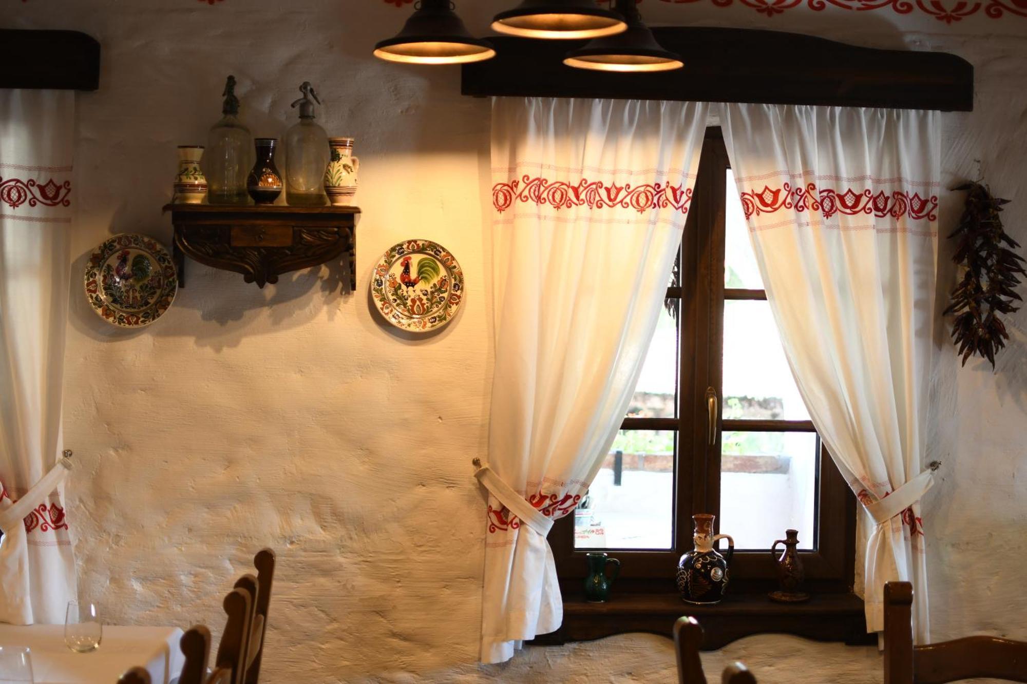 Bed and Breakfast Sári Csárda Panzió Dunakiliti Esterno foto